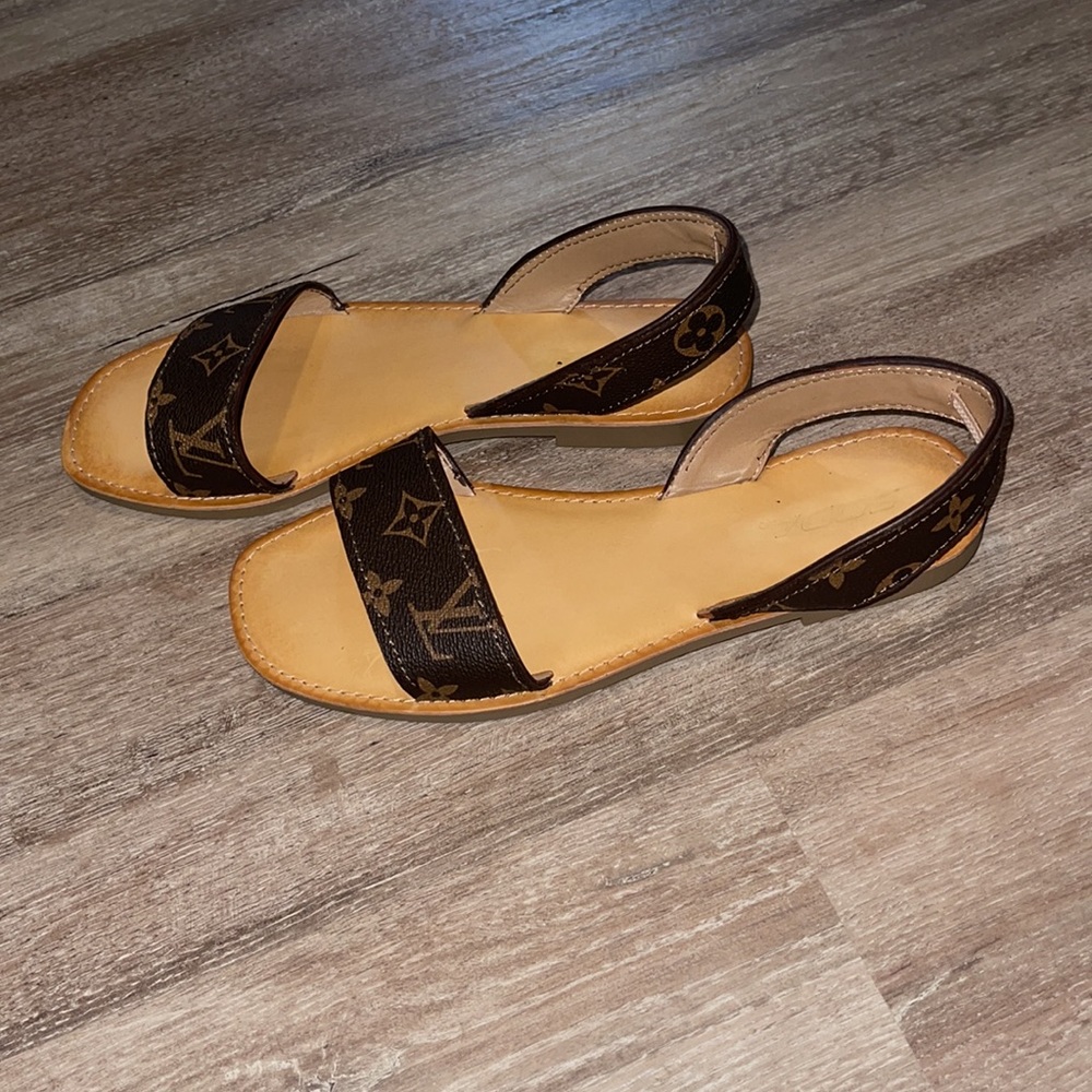 Louis Vuitton Sandal’s
